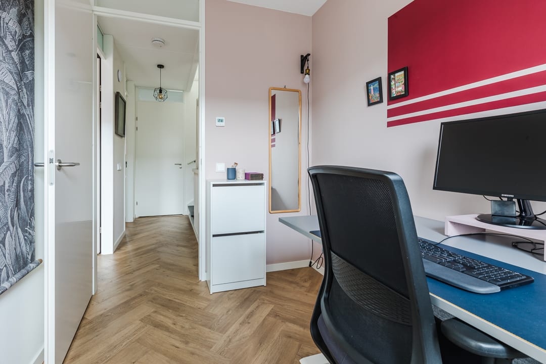 Photo 28 of Prof. Hofsteestraat 14