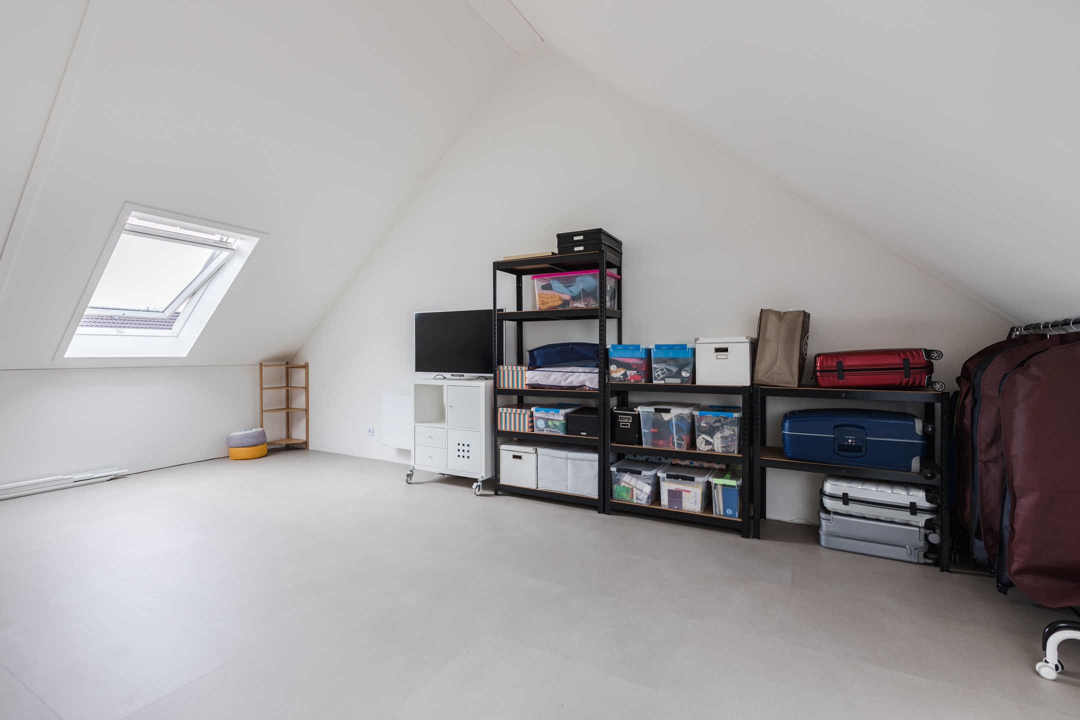 Photo 36 of Prof. Hofsteestraat 14