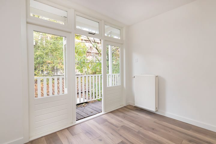 Photo 14 of Cornelis Anthoniszstraat 53-1