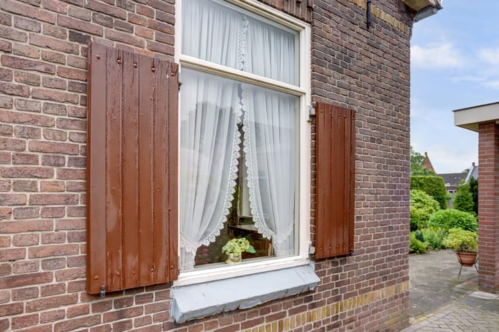 Foto 32 van Pastoor van der Marckstraat 42