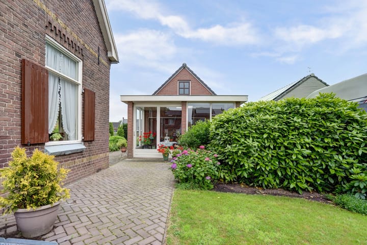 Foto 33 van Pastoor van der Marckstraat 42