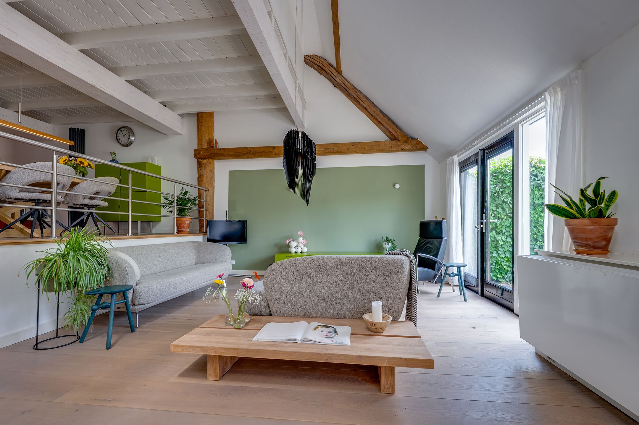 Foto 18 van Provincialeweg Noord 19-C