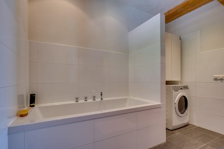 Foto 29 van Provincialeweg Noord 19-C