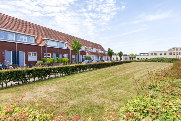 Foto 4 van John Lennonplein 43