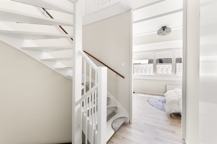 Foto 17 van John Lennonplein 43