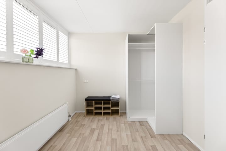 Foto 21 van John Lennonplein 43