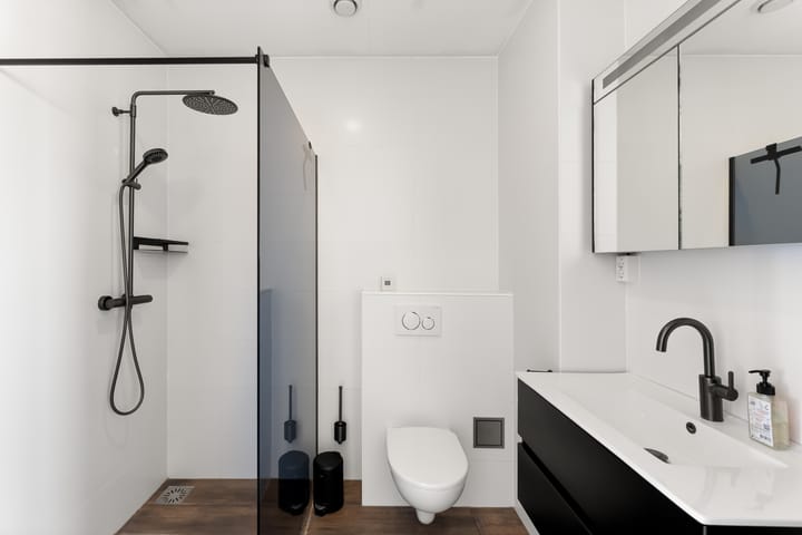 Foto 22 van John Lennonplein 43