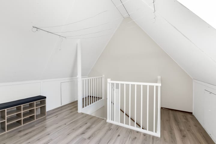 Foto 25 van John Lennonplein 43