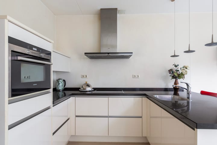 Foto 21 van Witte de Withstraat 30