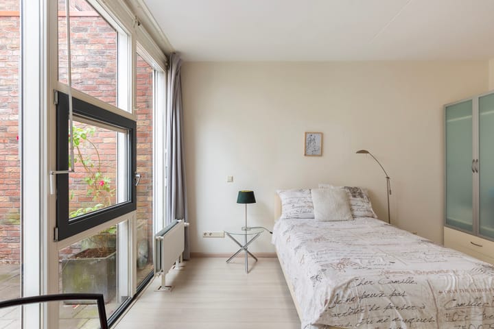 Foto 30 van Witte de Withstraat 30