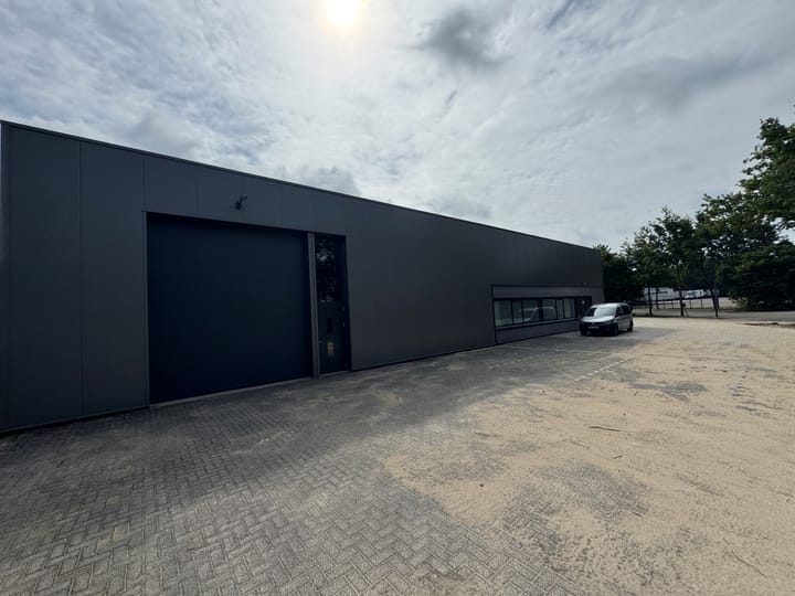 Breedijk 15, Helmond