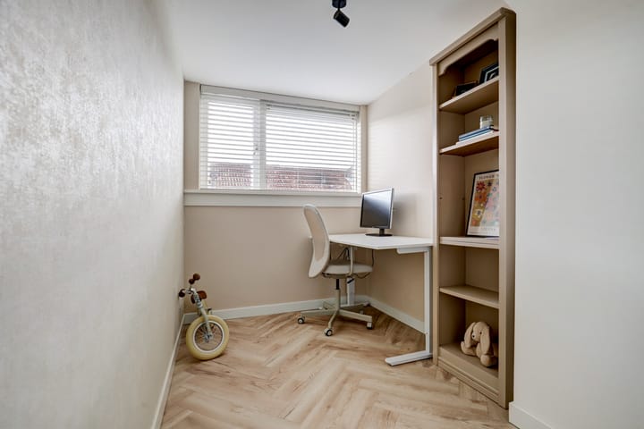 Photo 25 of Cremerstraat 286