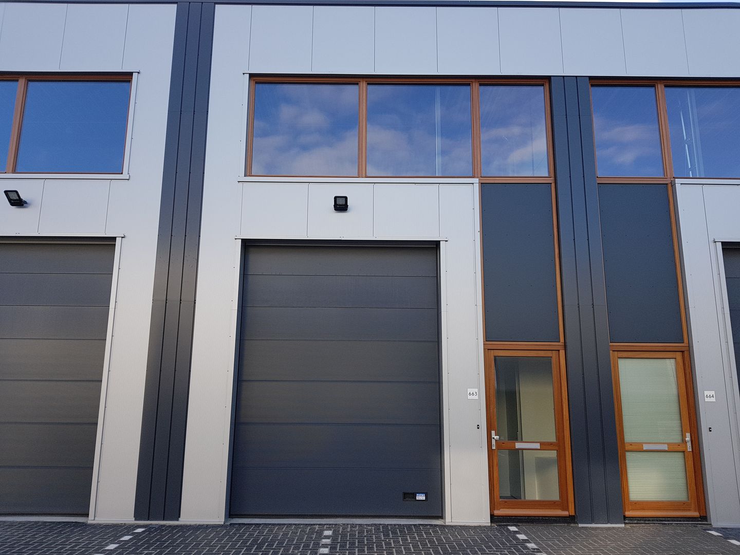 View photo 1 of Kleine Esch 663