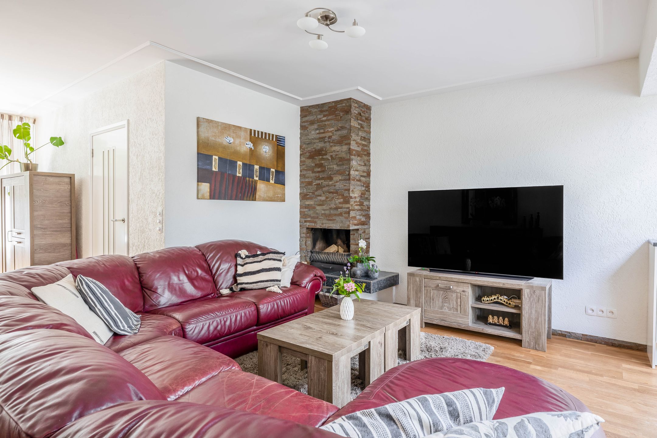 Photo 18 of Vijverlaan 477