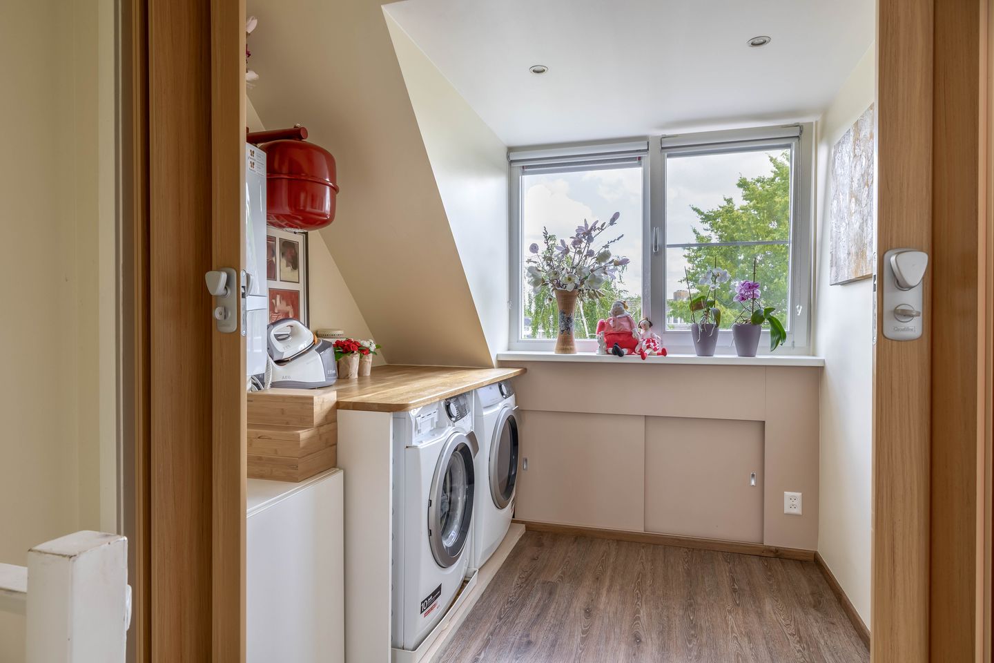 Photo 35 of Vijverlaan 477