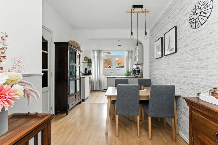 Foto 10 van Azaleastraat 29-C