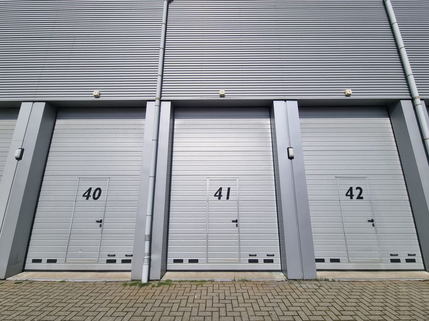 Bekijk foto 1 van Grote Esch 830-A41