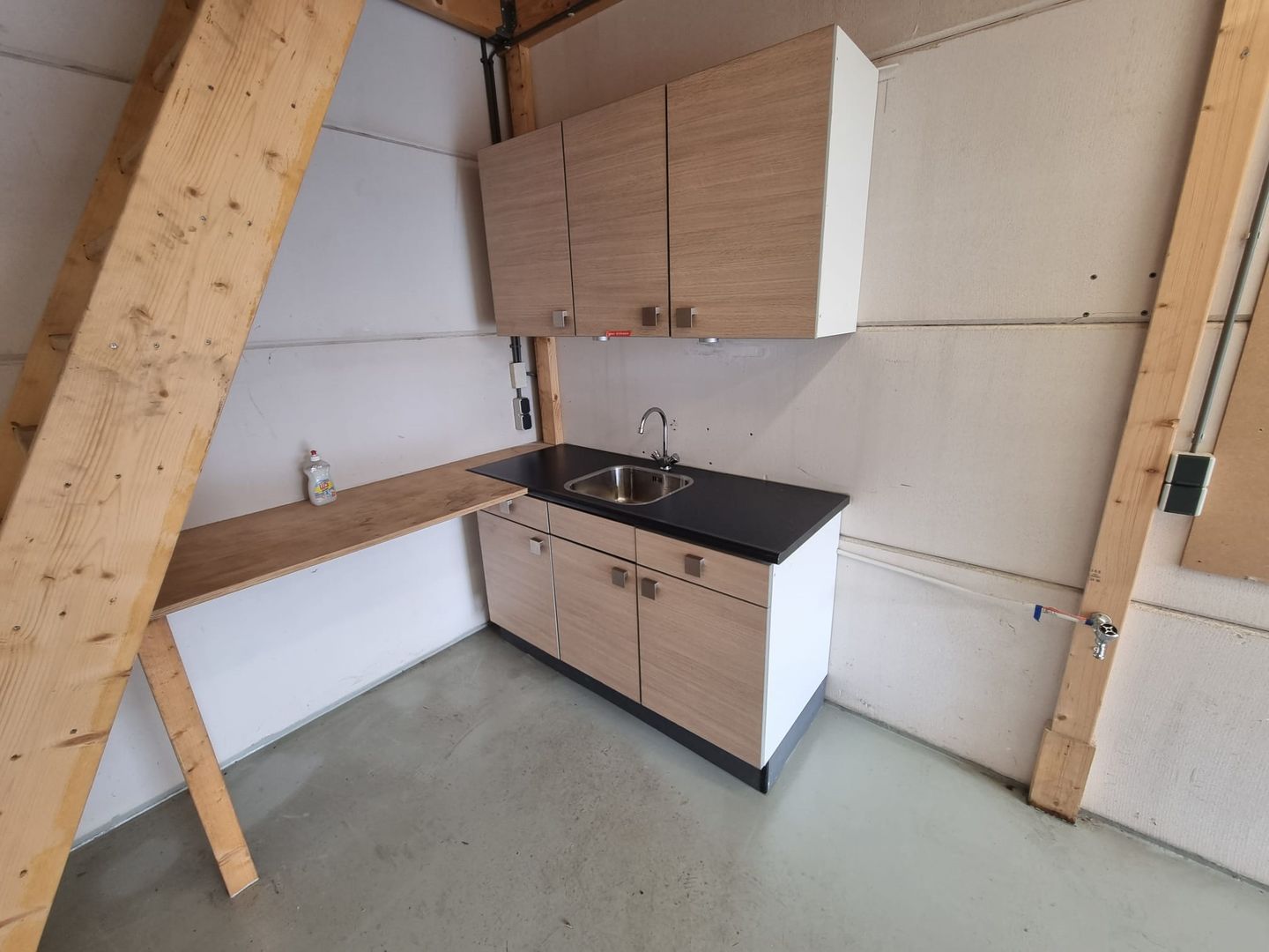 Bekijk foto 4 van Grote Esch 830-A41