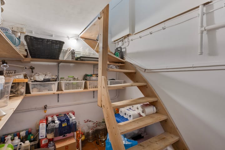 Photo 12 of Witte de Withweg 8