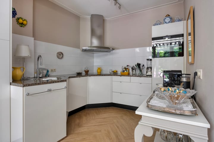 Photo 24 of Witte de Withweg 8