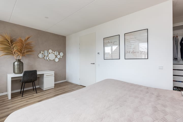 Photo 36 of Nobellaan 47