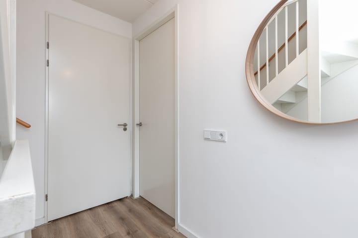 Photo 41 of Nobellaan 47