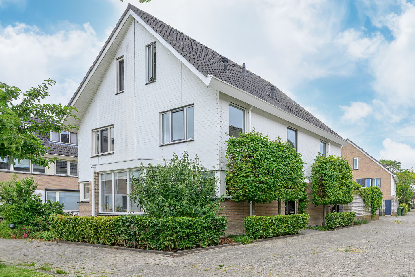Robert Stolzhof 256 main image