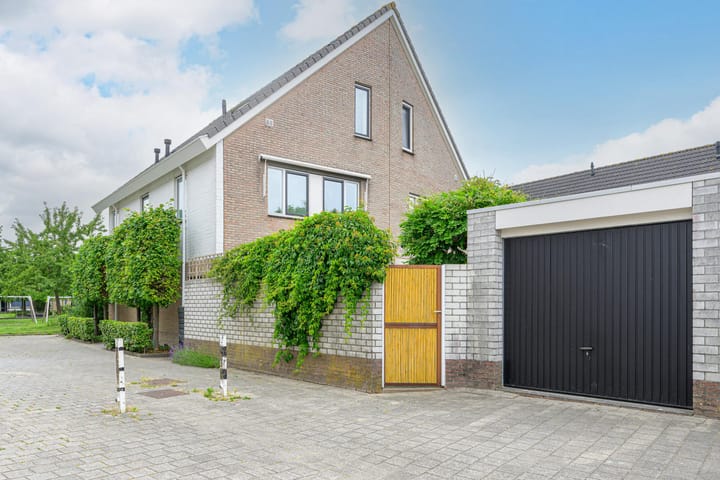 Foto 2 van Robert Stolzhof 256