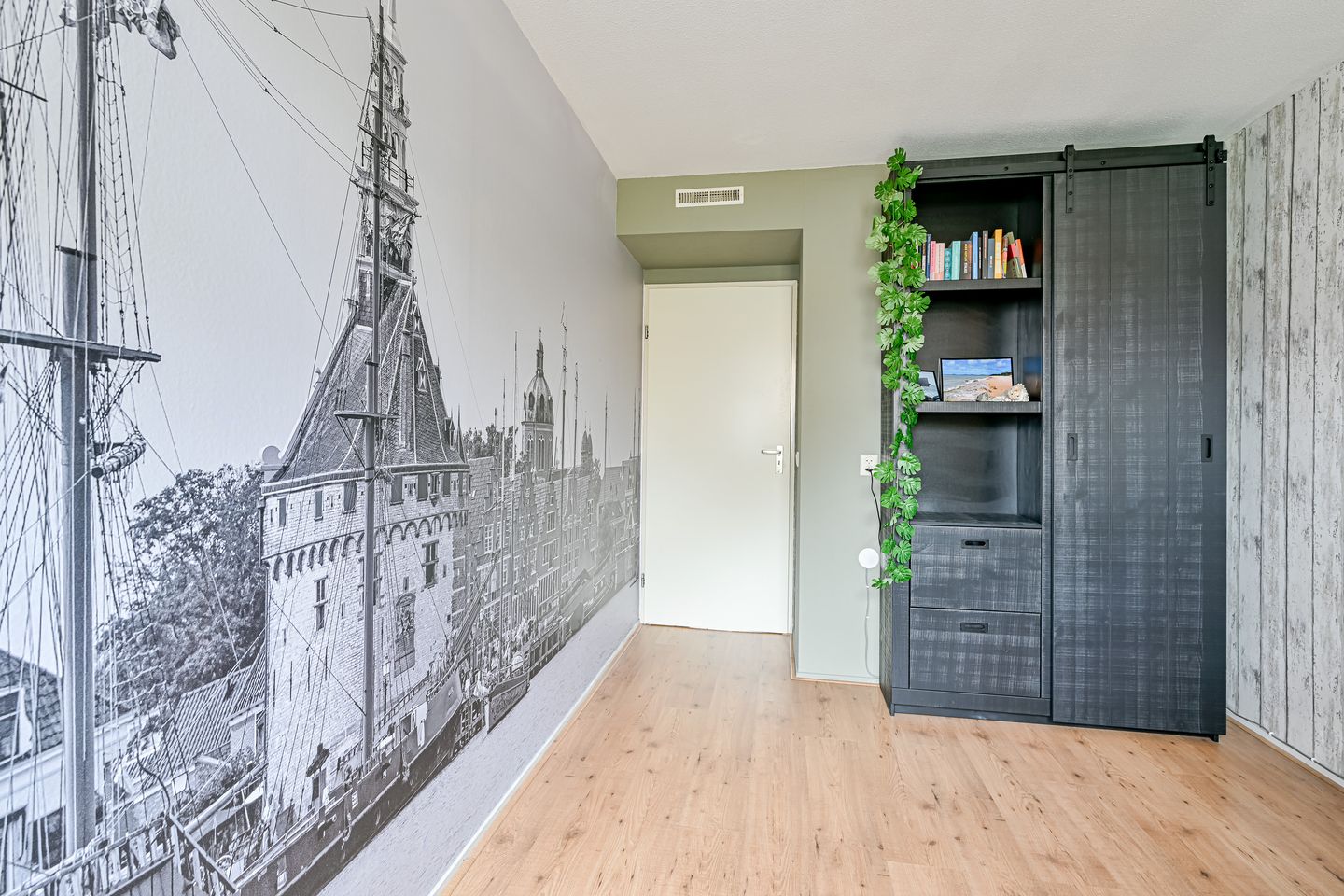 Foto 20 van Robert Stolzhof 256