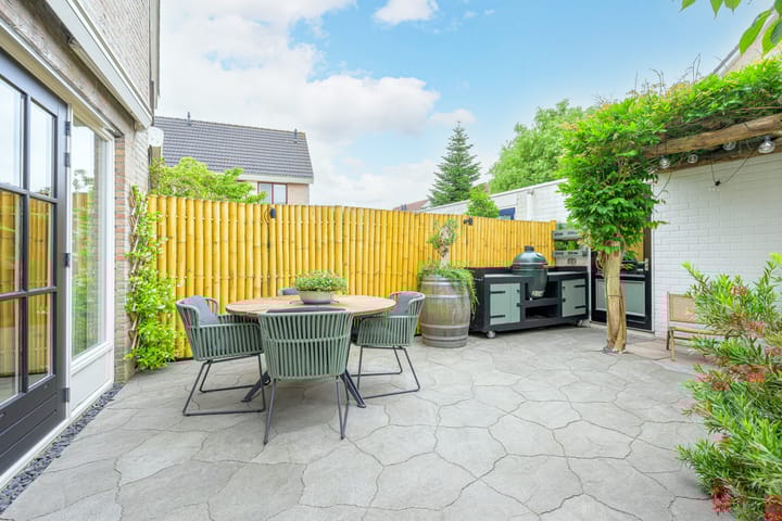 Foto 32 van Robert Stolzhof 256