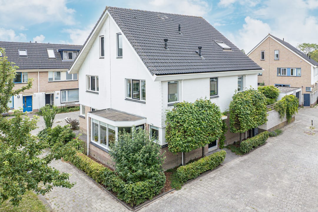 Foto 41 van Robert Stolzhof 256