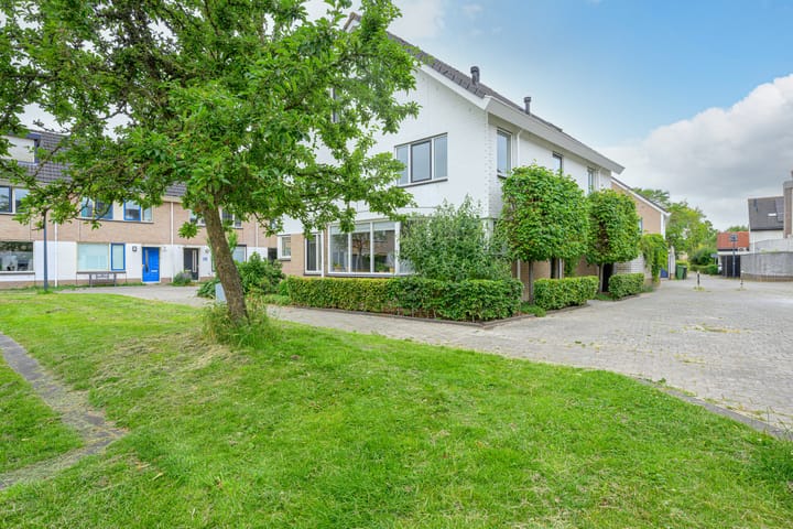 Foto 42 van Robert Stolzhof 256