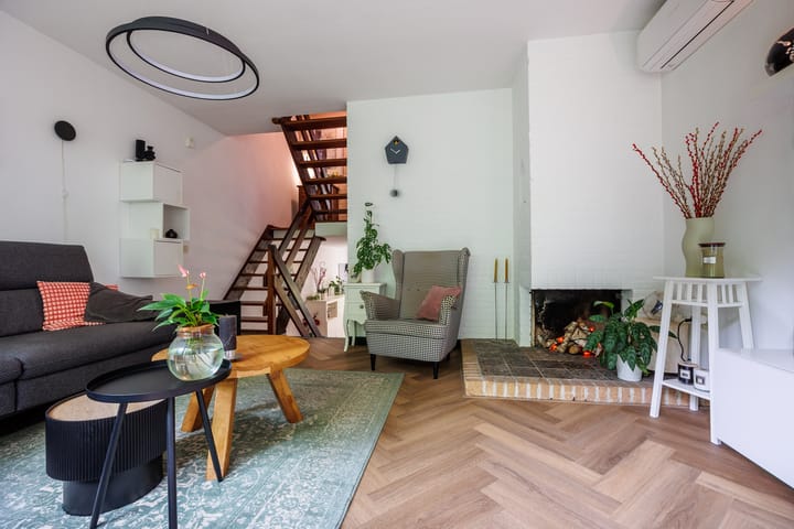 Photo 19 of Lindeboom 48