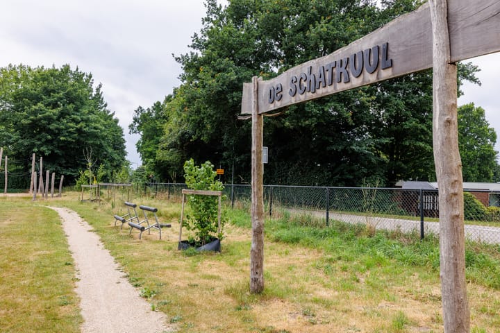 Photo 55 of Lindeboom 48