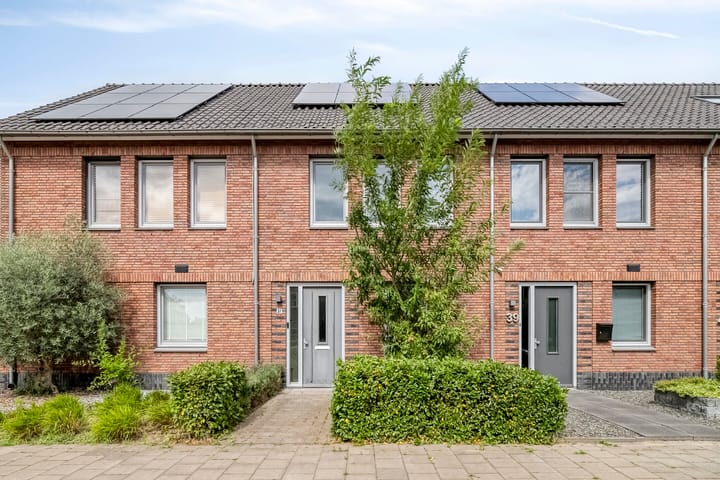 View photo of Hageheld 37