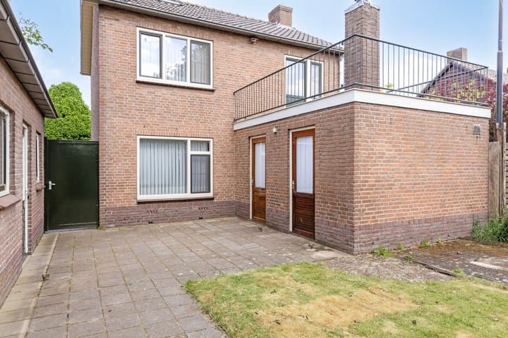 Foto 15 van Poelderstraat 21