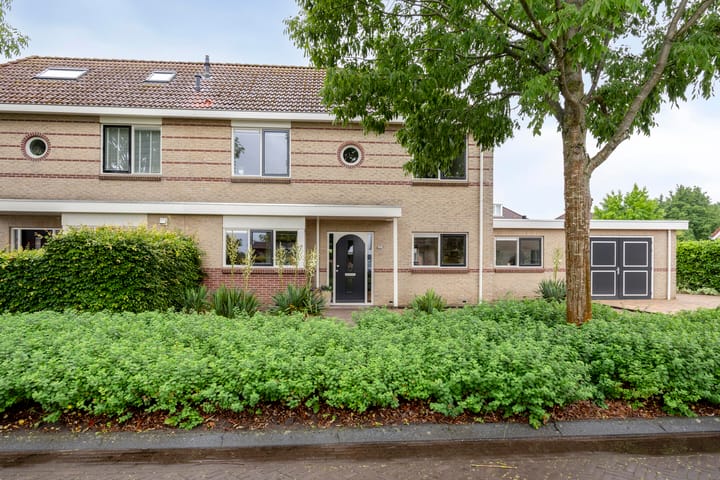 Foto 4 van Martha de Reigerstraat 11