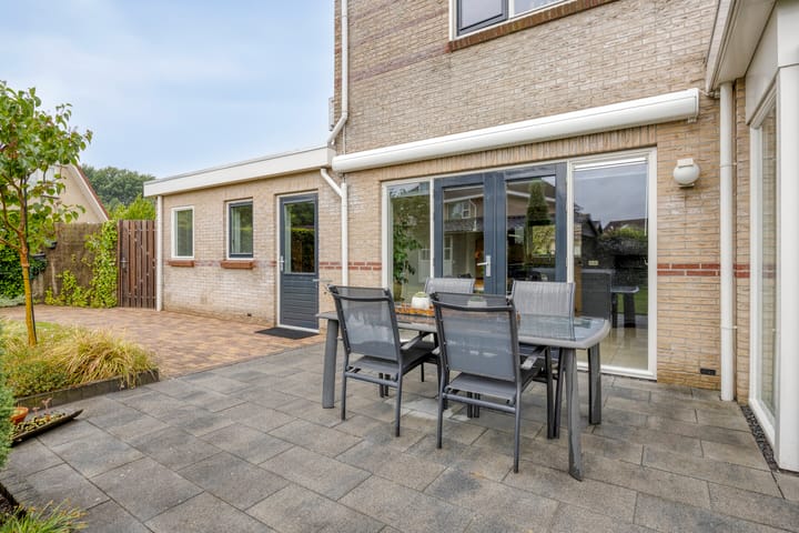 Foto 38 van Martha de Reigerstraat 11