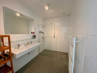 Foto 21 van Faas Wilkesstraat 113-F