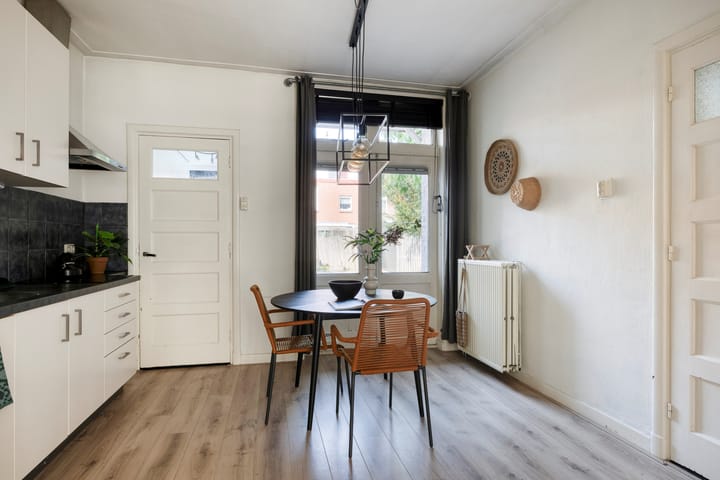 Photo 13 of Oppenheimstraat 6