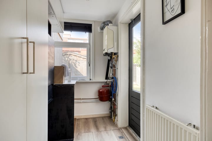 Photo 19 of Oppenheimstraat 6