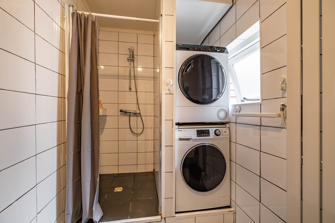 Foto 16 van Meeuwerderweg 51