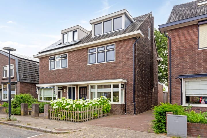 Foto 9 van Mesdagstraat 32