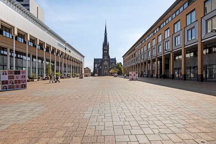 Foto 2 van Stadserf 80