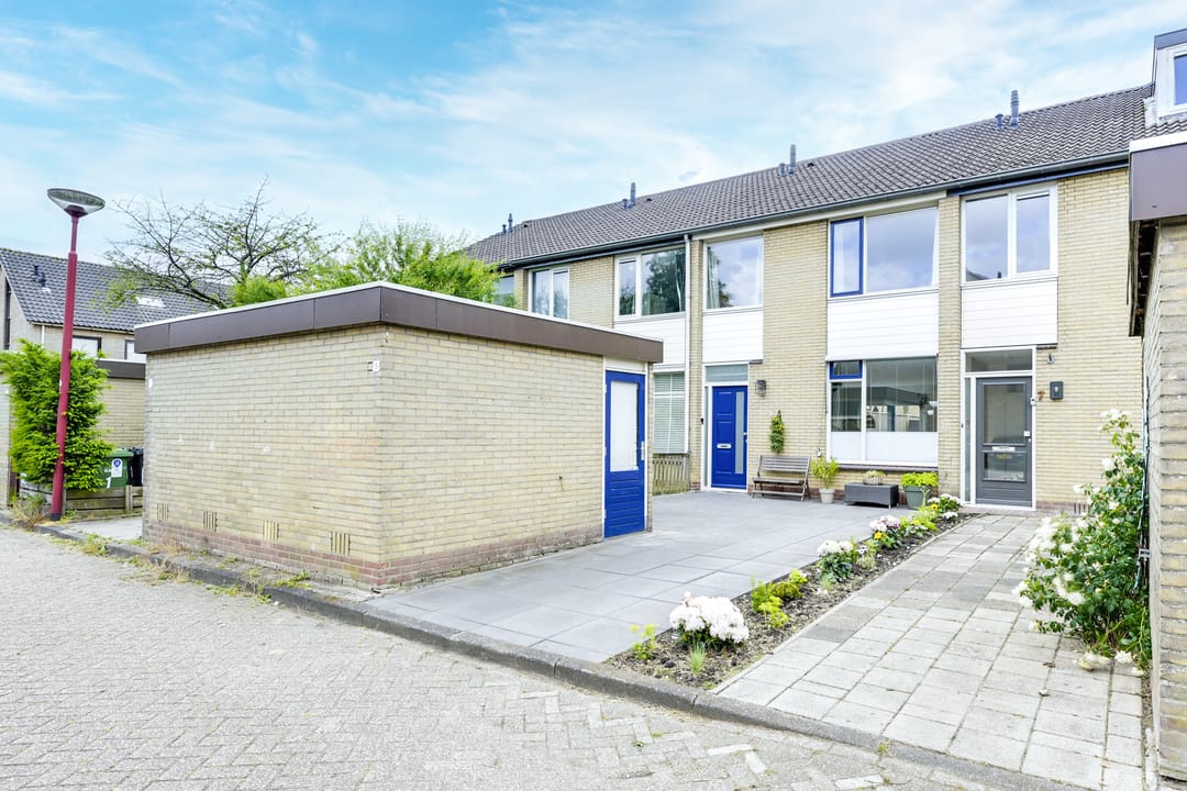 Photo 1 of Debussystraat 5