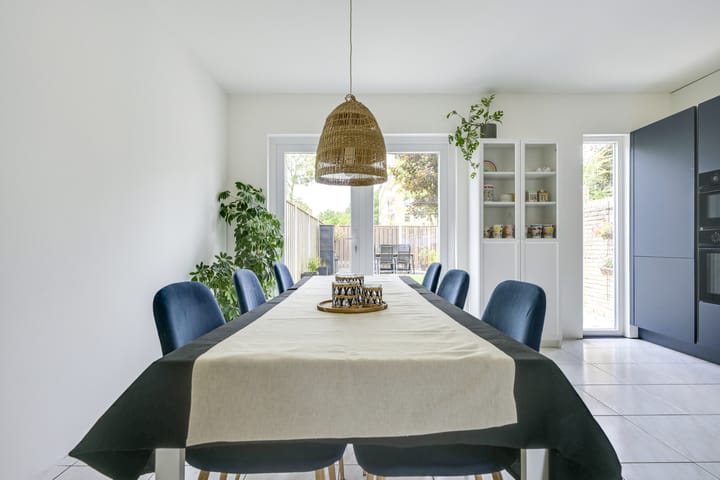 Foto 8 van Debussystraat 5