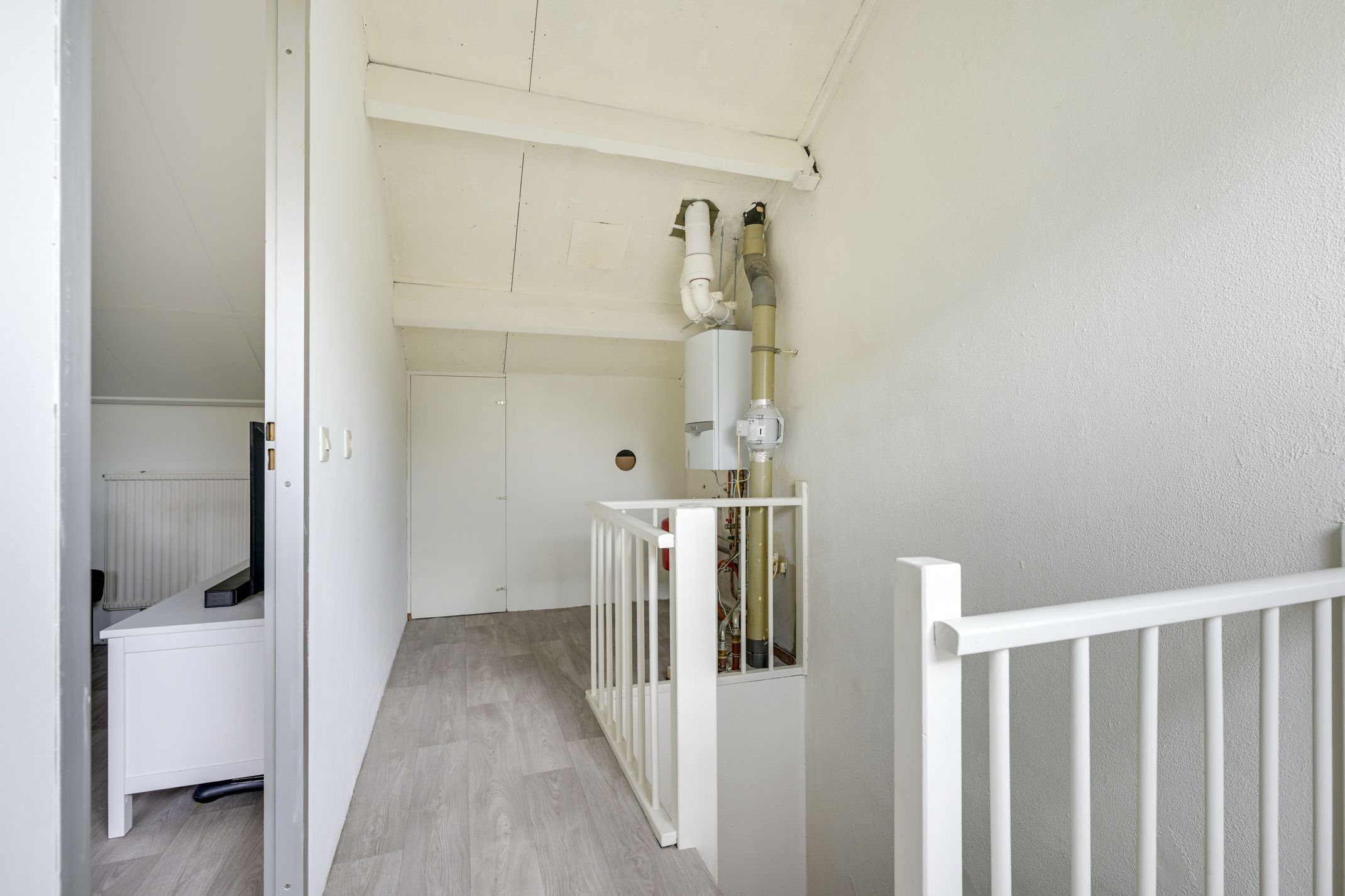 Photo 33 of Debussystraat 5