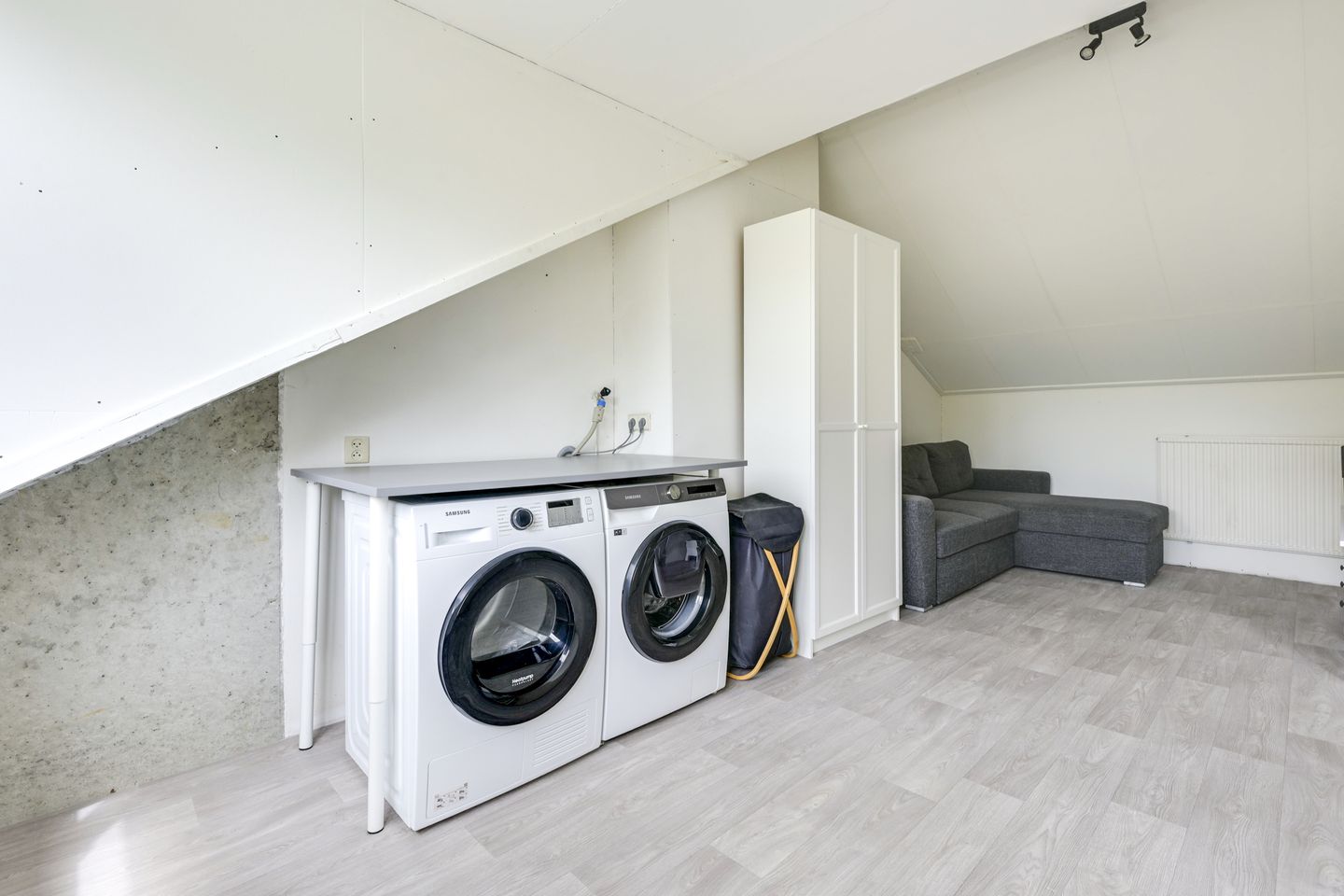 Photo 34 of Debussystraat 5