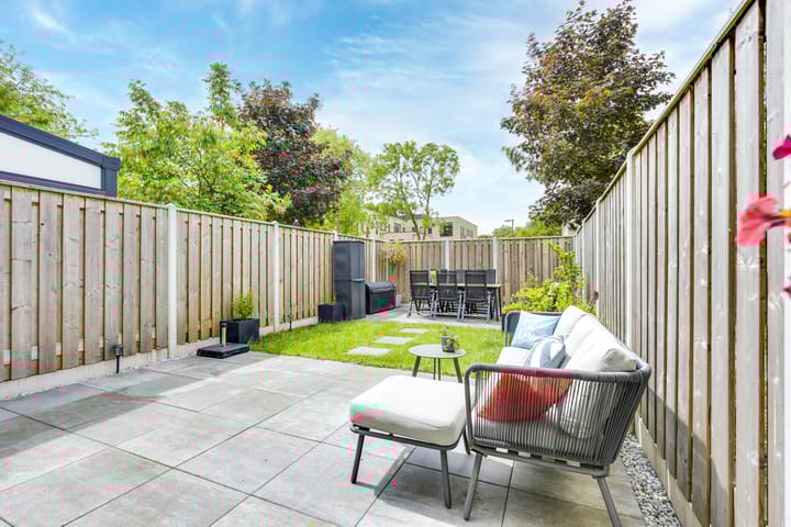 Foto 40 van Debussystraat 5