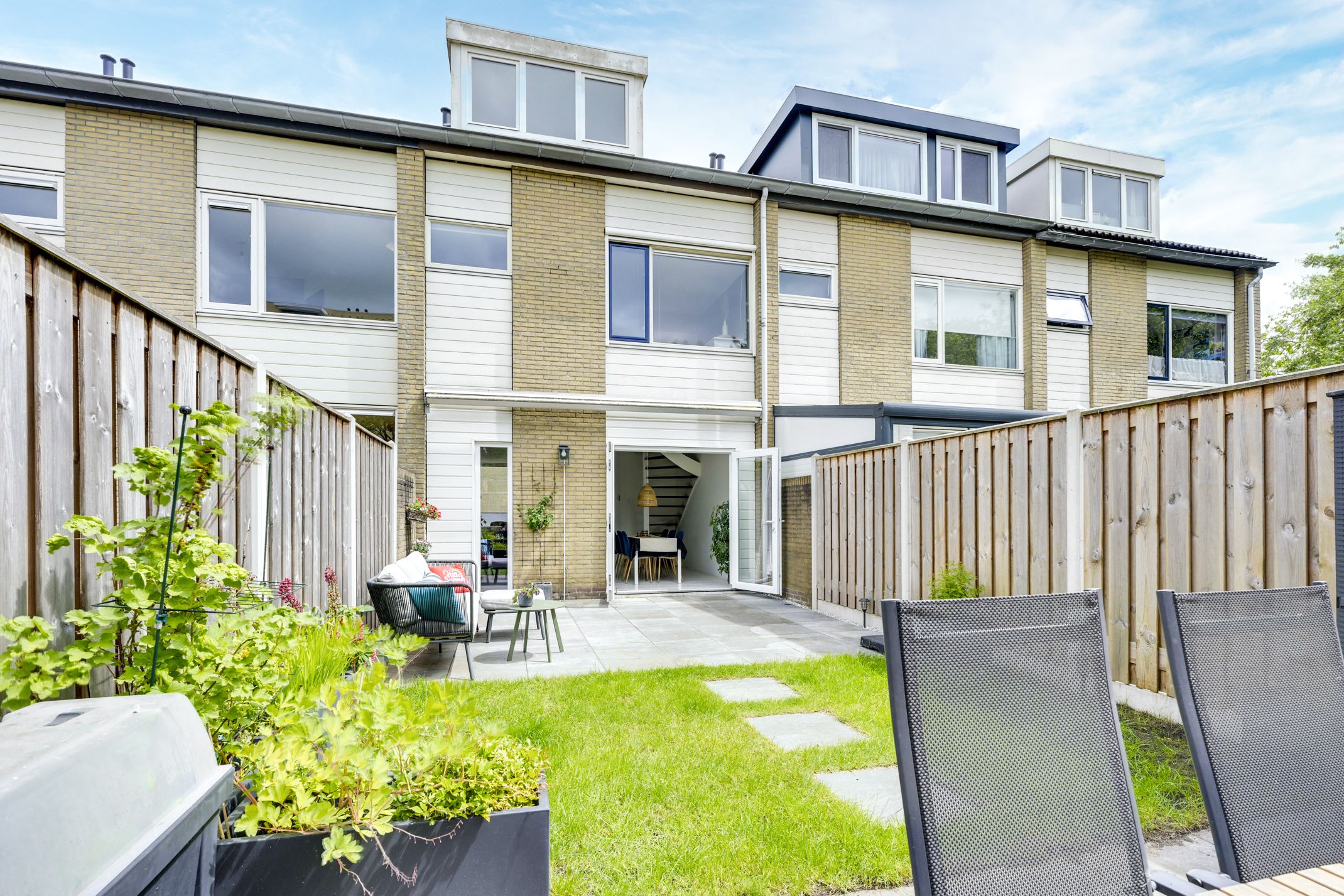 Photo 42 of Debussystraat 5